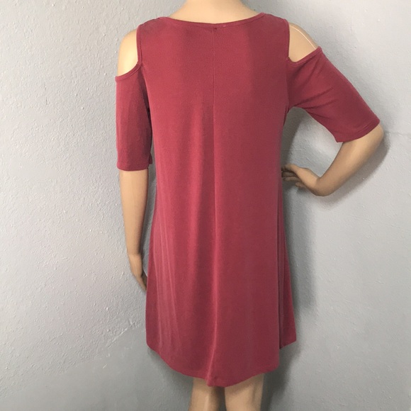 Acemi Cold Shoulder Dress - Picture 4 of 10